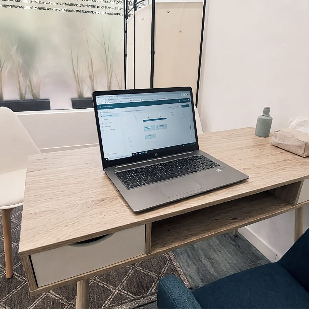 Contact Prise de rendez-vous diététique avec Andréa Jougneau votre diététicienne. En téléconsultation ou aux cabinet de Carros et La Gaude